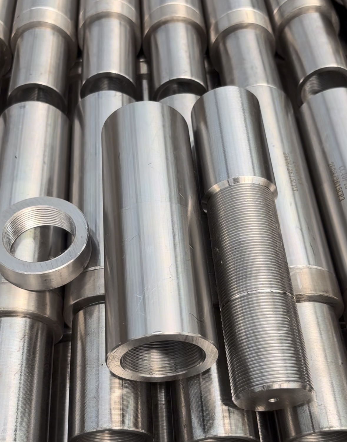 Combined Taper Threaded Adjustable Rebar Coupler（2）.jpg